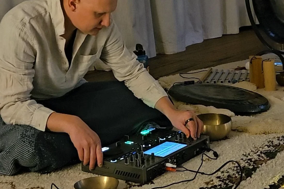 Josef Behr am Floor-Setup